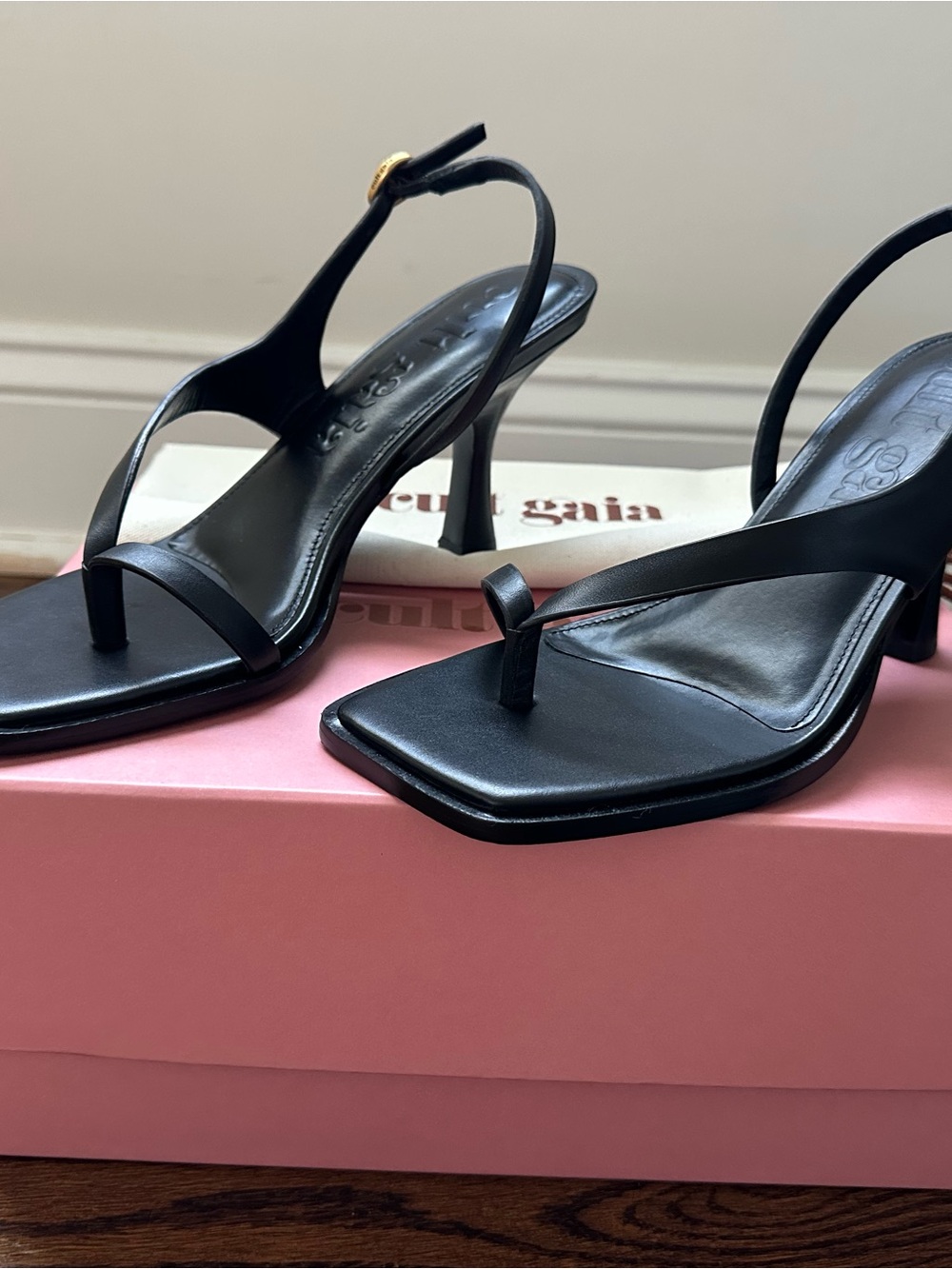 Cult Gaia Paxton Black Sandals Size 39 / US 9 — Like New